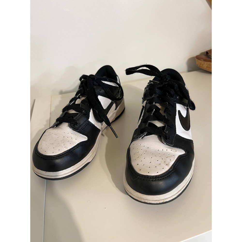 Nike Dunk Low Panda Black White Sneakers CW1588-100 Kids‎ Size 2Y